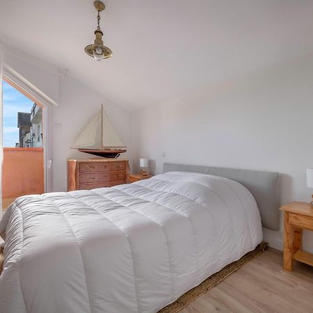 Sur Le Quai De Pornic, Appartement Pour 4 Exterior photo